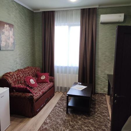 Mishel Plus Hotel Kharkov Ngoại thất bức ảnh