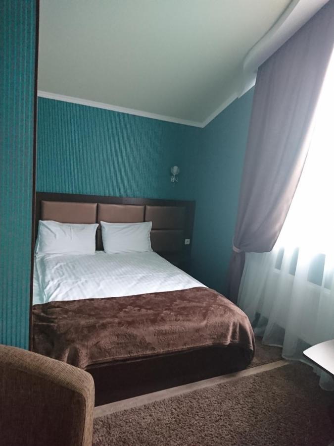 Mishel Plus Hotel Kharkov Ngoại thất bức ảnh