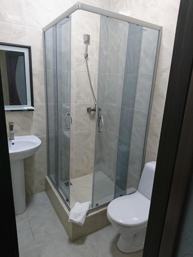 Mishel Plus Hotel Kharkov Ngoại thất bức ảnh
