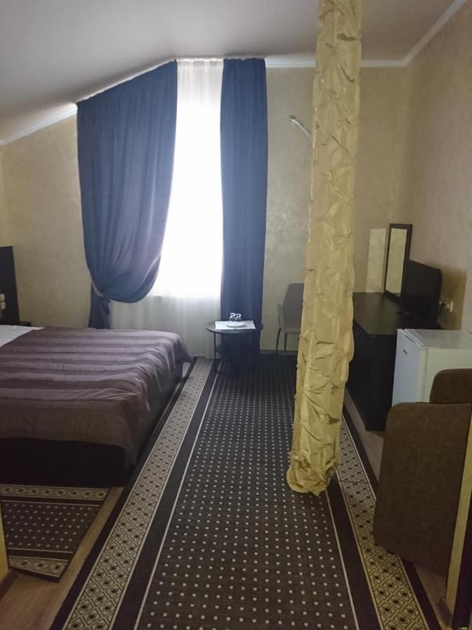 Mishel Plus Hotel Kharkov Ngoại thất bức ảnh