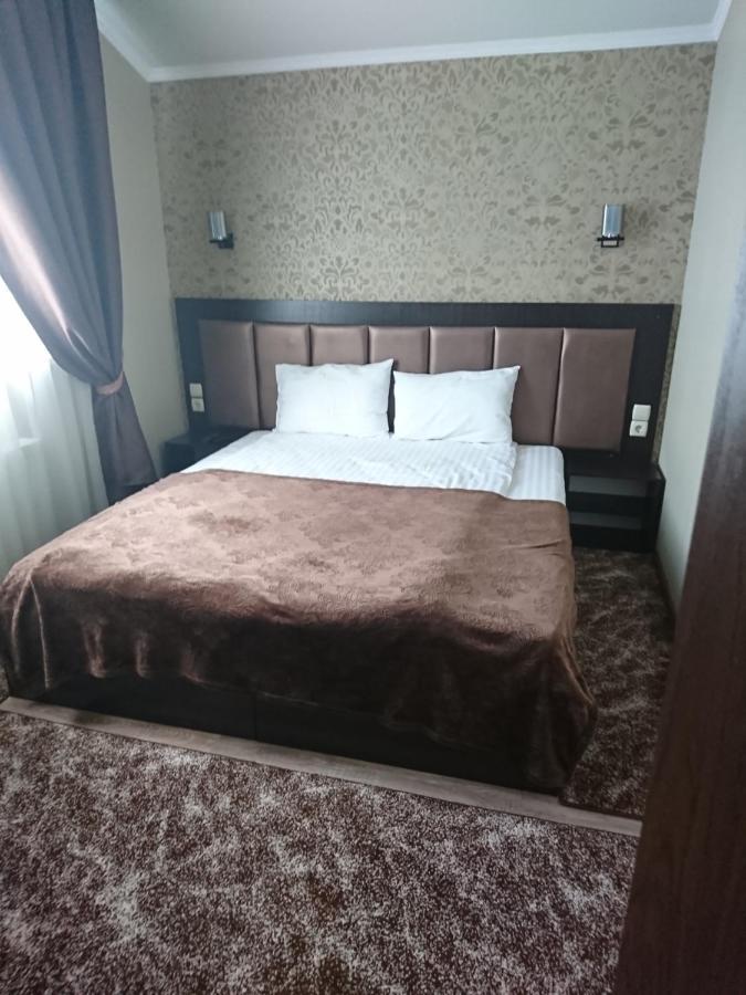 Mishel Plus Hotel Kharkov Ngoại thất bức ảnh