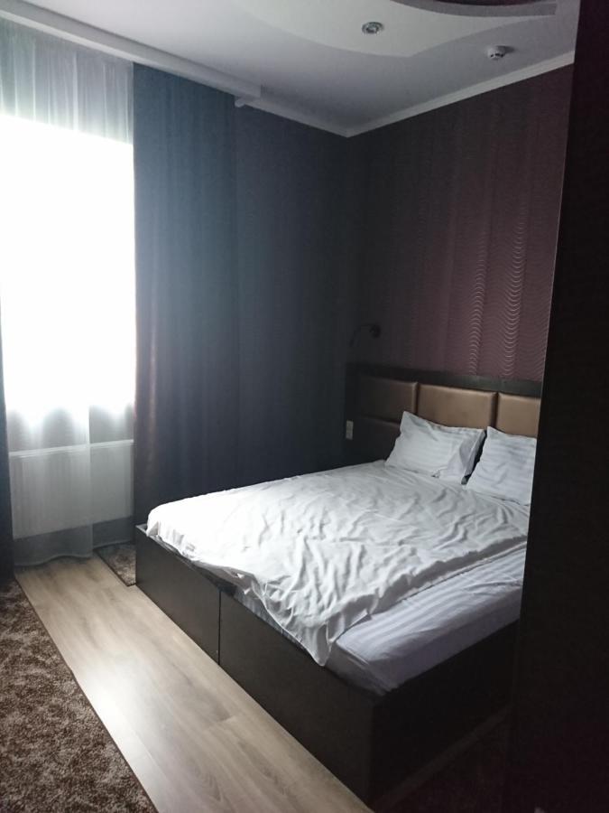 Mishel Plus Hotel Kharkov Ngoại thất bức ảnh