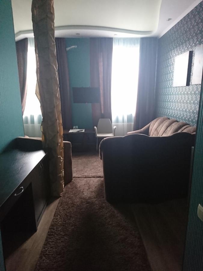 Mishel Plus Hotel Kharkov Ngoại thất bức ảnh